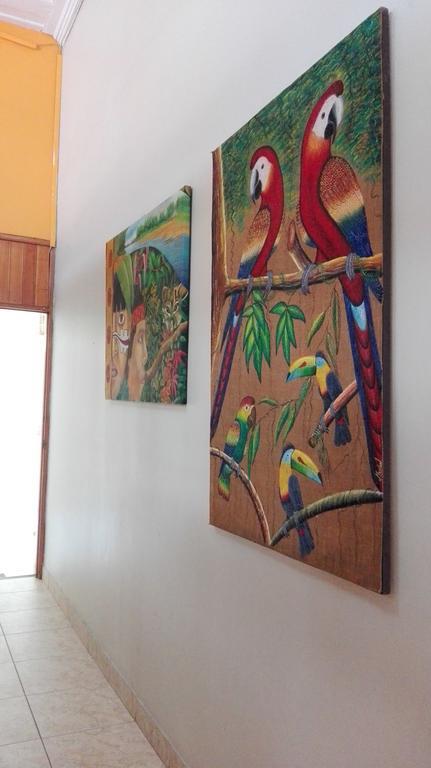 Hostal El Colibri Iquitos Exterior photo