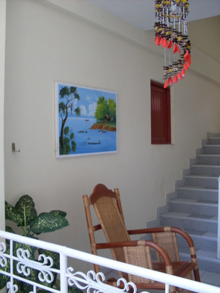 Hostal El Colibri Iquitos Exterior photo